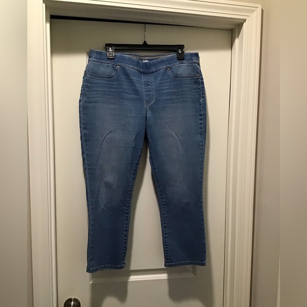 Classic Blue Women's pull on capris